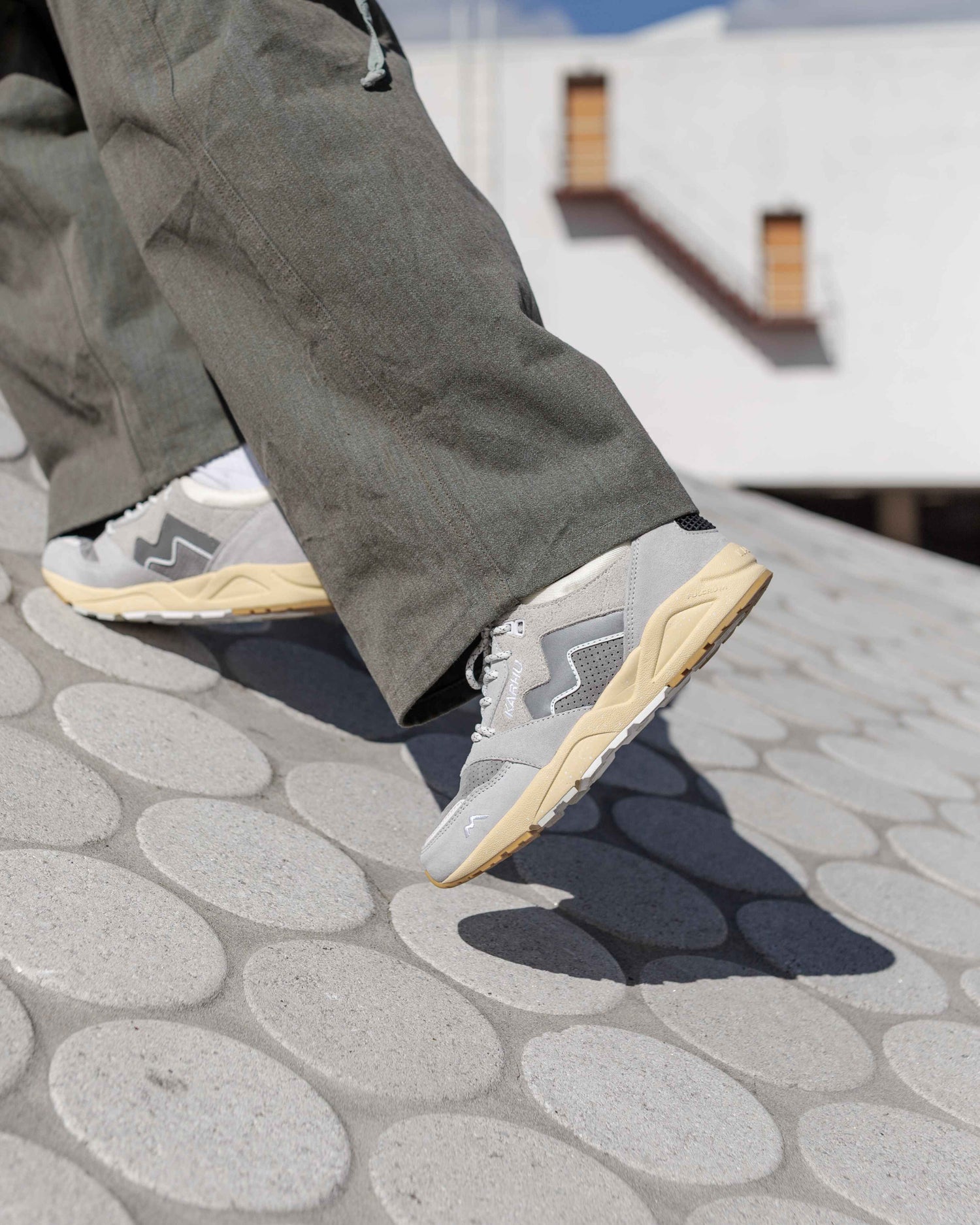 Karhu Aria 95 Lunar Rock / Foggy Dew Lifestyle Sneaker