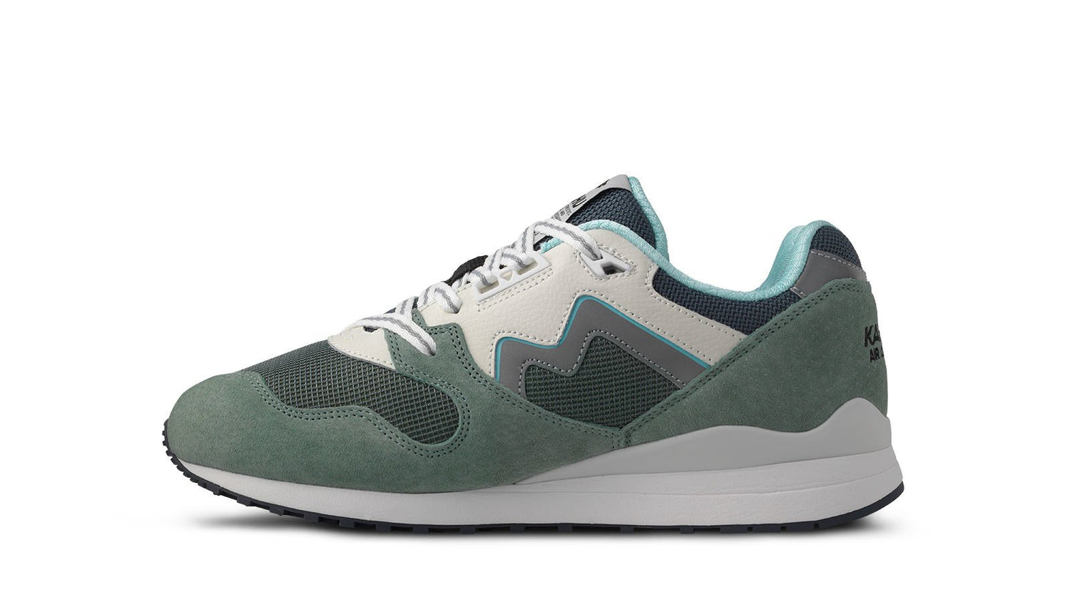 Karhu Synchron Classic F802678