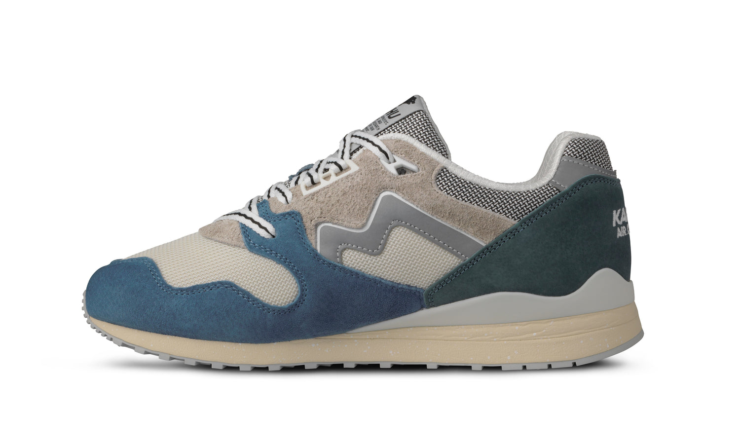 Karhu Synchron classic - coronet blue / silver lining