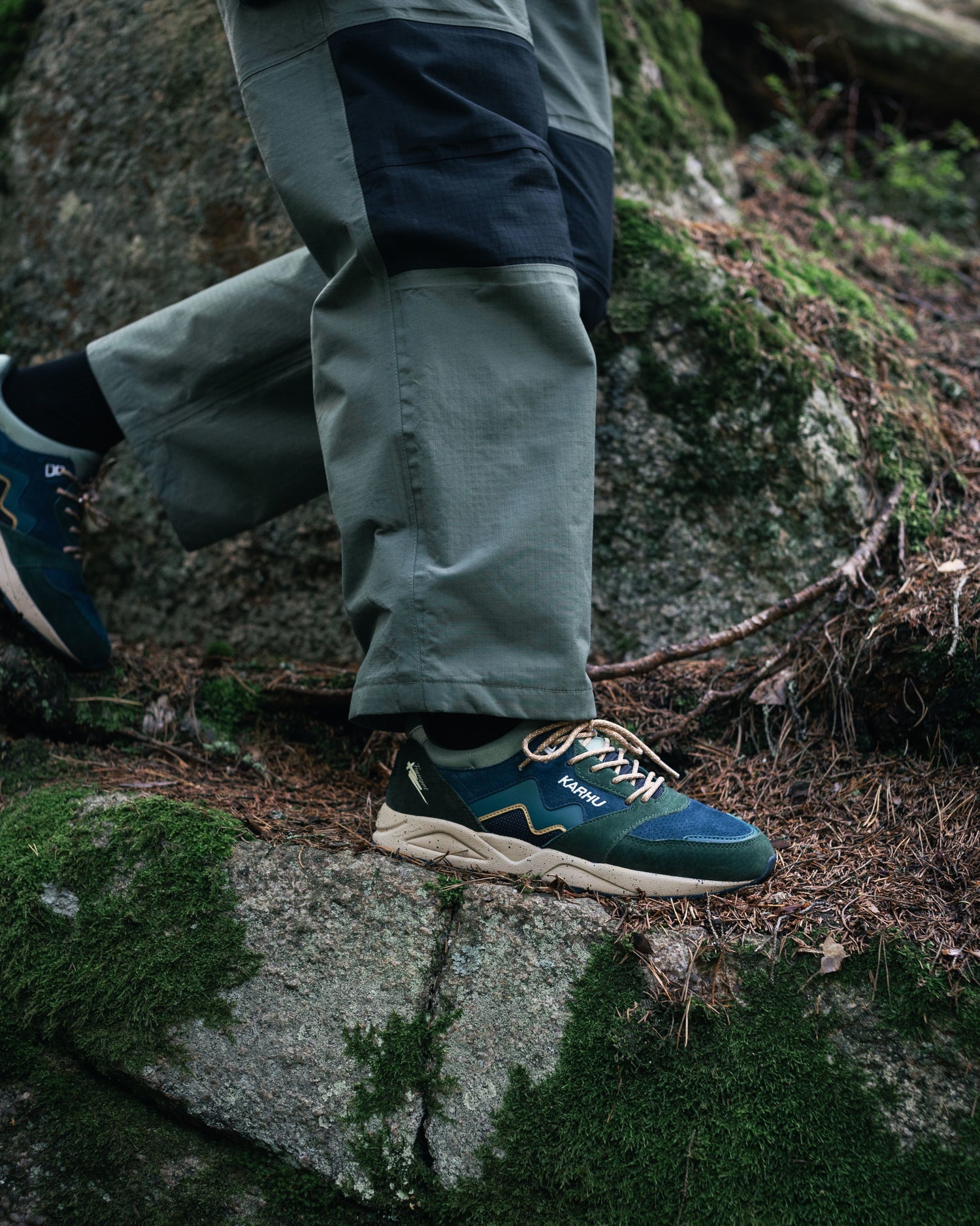 Karhu ARIA 95 - DARK FOREST DEEP LAGOON F803105